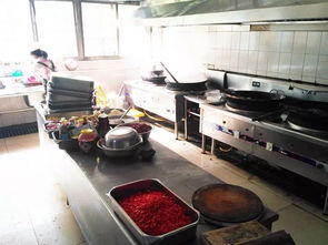 繡湖中學雙校區(qū)食堂同獲金華市餐飲服務食品安全最高等級認證